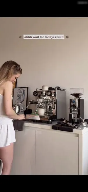 Lea Peach OnlyFans Leaked Free Thumbnail Picture - #OASvYLY99a