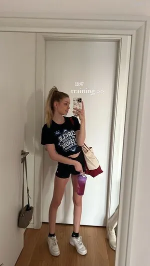 Lea Peach OnlyFans Leaked Free Thumbnail Picture - #f00LyxaDwU