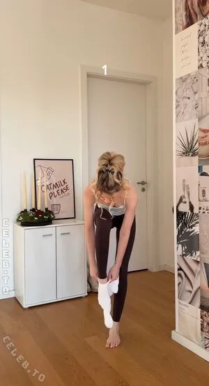 Lea Peach OnlyFans Leaked Free Thumbnail Picture - #k9cMKAlqjV