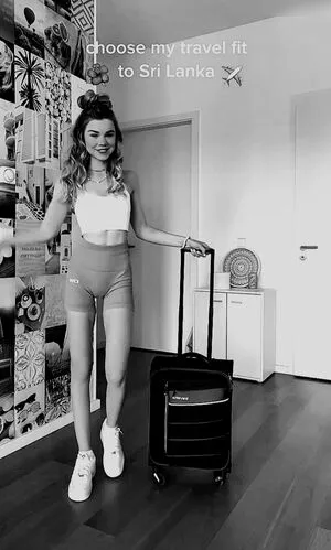 Lea Peach OnlyFans Leaked Free Thumbnail Picture - #owesX0b23T