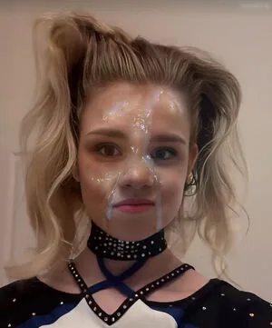 Lea Peach OnlyFans Leaked Free Thumbnail Picture - #uksQjkV9cc