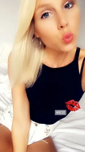 Lea Sunshineee Ms OnlyFans Leaked Free Thumbnail Picture - #OR44DljwaK