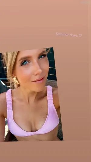 Lea Sunshineee Ms OnlyFans Leaked Free Thumbnail Picture - #zXFewSUIx1