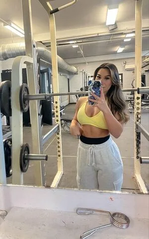 Leafsnlifts OnlyFans Leaked Free Thumbnail Picture - #HW85Isfsn0