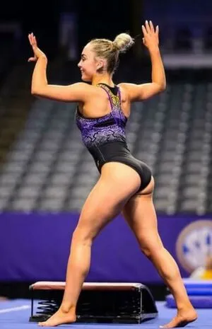 Leah G Miller OnlyFans Leaked Free Thumbnail Picture - #FINVFfeC1P