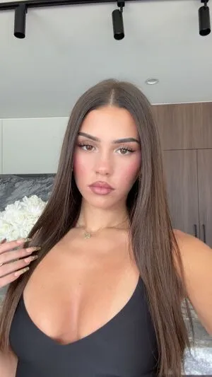 Leah Halton OnlyFans Leaked Free Thumbnail Picture - #12AE2y1hxS