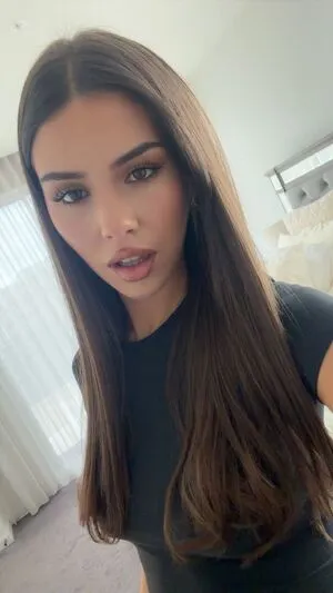 Leah Halton OnlyFans Leaked Free Thumbnail Picture - #4amdiljnv3