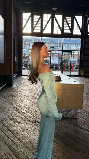 Leah Halton OnlyFans Leaked Free Thumbnail Picture - #APoRM6ONOr