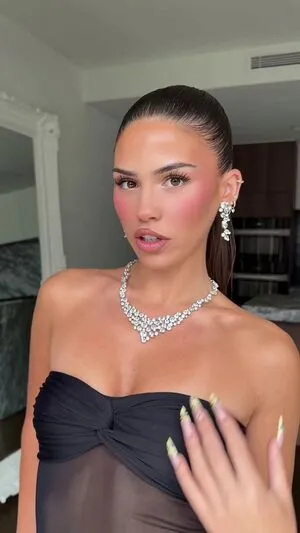 Leah Halton OnlyFans Leaked Free Thumbnail Picture - #B1TQ7f9sg3