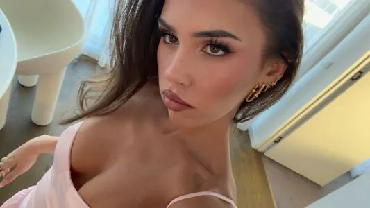 Leah Halton OnlyFans Leaked Free Thumbnail Picture - #BaxPK4g1Y2