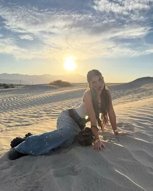 Leah Halton OnlyFans Leaked Free Thumbnail Picture - #CxN9xf92qf