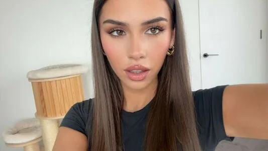 Leah Halton OnlyFans Leaked Free Thumbnail Picture - #I8ZyUfpeC1