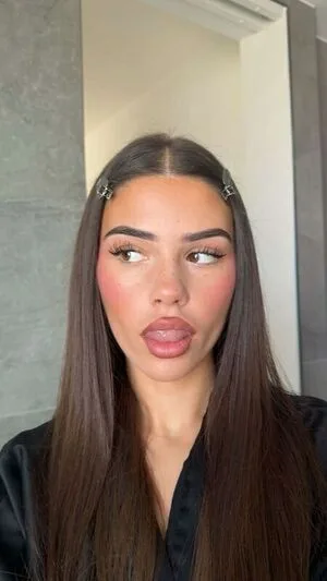 Leah Halton OnlyFans Leaked Free Thumbnail Picture - #LePyWNHYY2