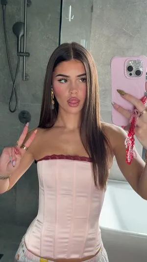 Leah Halton OnlyFans Leaked Free Thumbnail Picture - #M42nFULaVF