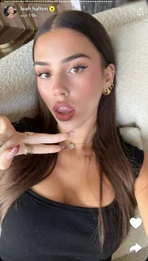 Leah Halton OnlyFans Leaked Free Thumbnail Picture - #P0TAab7iLZ