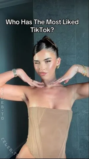 Leah Halton OnlyFans Leaked Free Thumbnail Picture - #eOGGlFCeJP