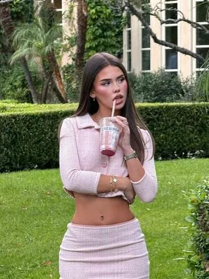 Leah Halton OnlyFans Leaked Free Thumbnail Picture - #fxFomGAdM1