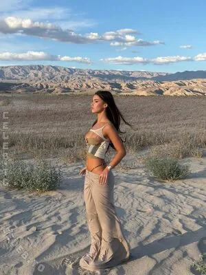 Leah Halton OnlyFans Leaked Free Thumbnail Picture - #g0codE6xsl