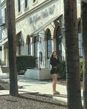 Leah Halton OnlyFans Leaked Free Thumbnail Picture - #u5HyHHwKIr