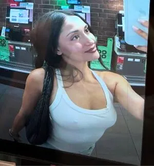 Leah Kateb OnlyFans Leaked Free Thumbnail Picture - #gO6WexNq36