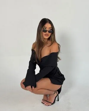Leah Perkins & Mimi Perkins OnlyFans Leaked Free Thumbnail Picture - #FgPiyH3aiu