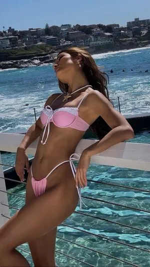 Leah Perkins & Mimi Perkins OnlyFans Leaked Free Thumbnail Picture - #x4dEfBKNae