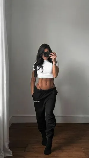 Leah Shutkever OnlyFans Leaked Free Thumbnail Picture - #ZxHcUpU69S