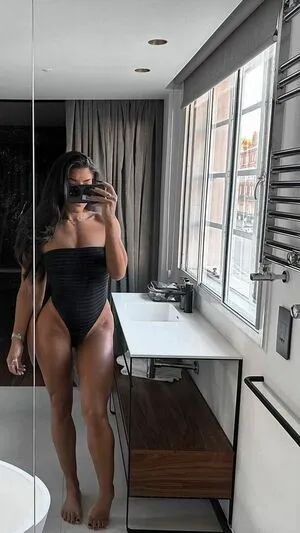 Leah Shutkever OnlyFans Leaked Free Thumbnail Picture - #csikQsZcOn