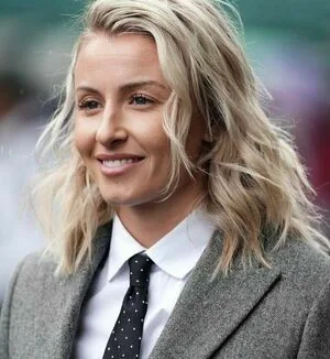 Leah Williamson OnlyFans Leaked Free Thumbnail Picture - #hFe7K8EsE7