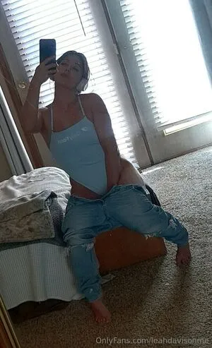 Leahdavisonme OnlyFans Leaked Free Thumbnail Picture - #0bwpQs7iBY