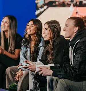 Leahhalton OnlyFans Leaked Free Thumbnail Picture - #7RuYsWEusl