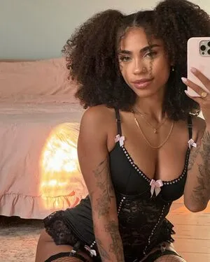 Leahhalton OnlyFans Leaked Free Thumbnail Picture - #8YNB1crsOi