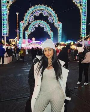 Leahhalton OnlyFans Leaked Free Thumbnail Picture - #LnimvecMM0
