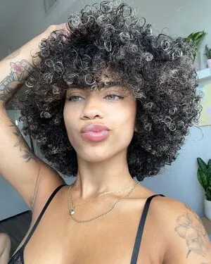 Leahhalton OnlyFans Leaked Free Thumbnail Picture - #flOD6sstAd