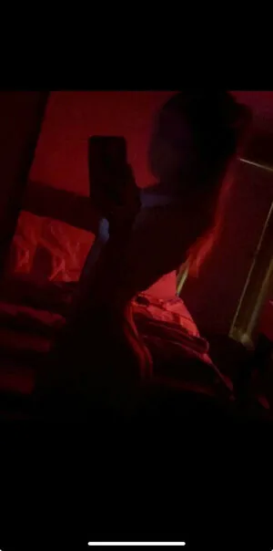 Leahhenden1 OnlyFans Leaked Free Thumbnail Picture - #P609ZcFQ2z