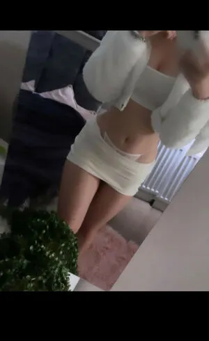 Leahhenden1 OnlyFans Leaked Free Thumbnail Picture - #yfLTDfStmE