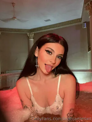 Leahjamesxo OnlyFans Leaked Free Thumbnail Picture - #2CWTYOjxdR