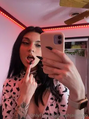 Leahjamesxo OnlyFans Leaked Free Thumbnail Picture - #3z08OER7sy