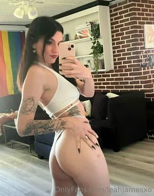 Leahjamesxo OnlyFans Leaked Free Thumbnail Picture - #77WGf7Os85