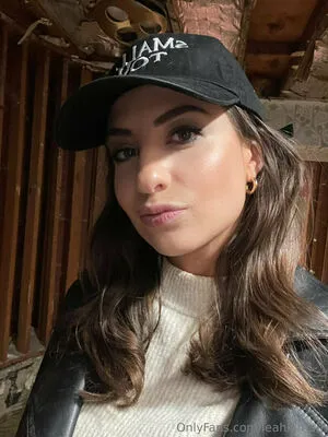 Leahlamarr OnlyFans Leaked Free Thumbnail Picture - #DttgRimDCX