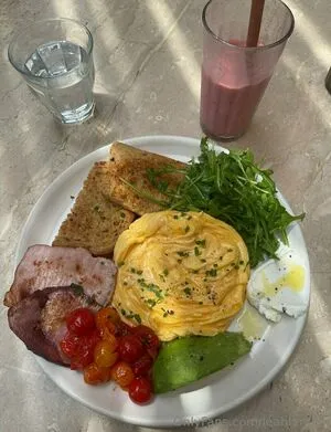 Leahlamarr OnlyFans Leaked Free Thumbnail Picture - #mingzAMO39