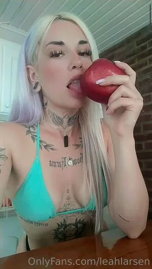Leahlarsen OnlyFans Leaked Free Thumbnail Picture - #ZJPGMFHHvo