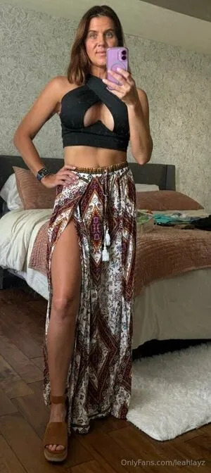 Leahlayz OnlyFans Leaked Free Thumbnail Picture - #9AFZymFHb1