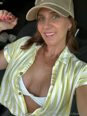 Leahlayz OnlyFans Leaked Free Thumbnail Picture - #9S67otLddW