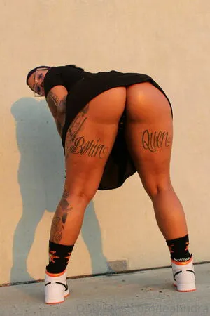 Leahndra OnlyFans Leaked Free Thumbnail Picture - #5KccOmzbpk