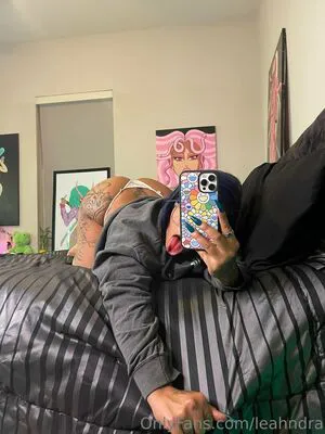 Leahndra OnlyFans Leaked Free Thumbnail Picture - #72pDD4Mgr0