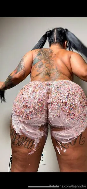 Leahndra OnlyFans Leaked Free Thumbnail Picture - #By4ZizD0s7