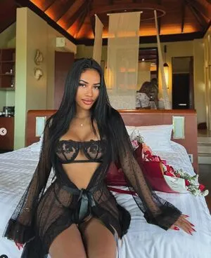 Leahoumm OnlyFans Leaked Free Thumbnail Picture - #iMCaxyosoc