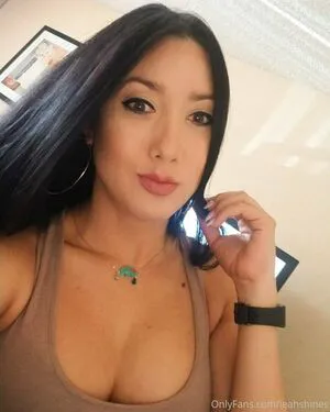 Leahshines OnlyFans Leaked Free Thumbnail Picture - #5S97JAplUt