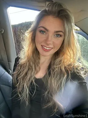 Leahsunshine1 OnlyFans Leaked Free Thumbnail Picture - #1YCbGWHRTm